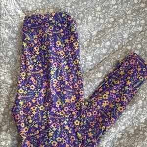 LuLaRoe Floral TC Leggings.